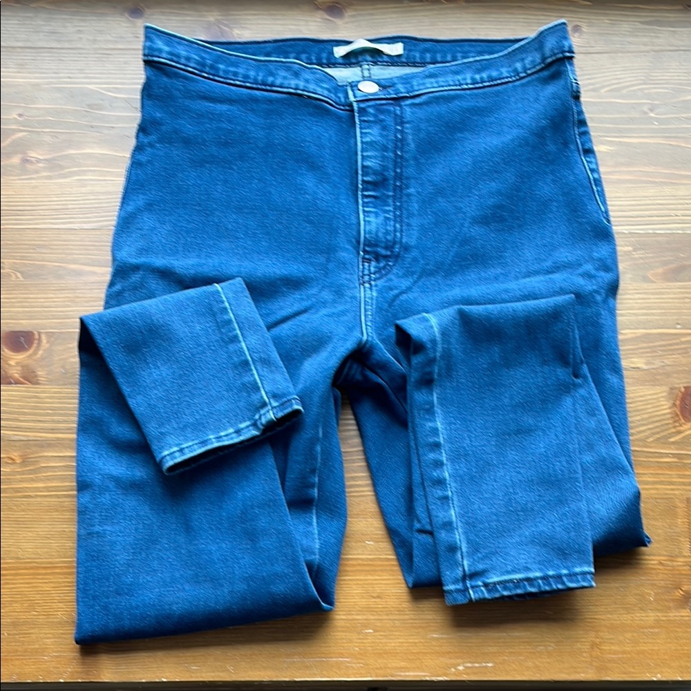 Women’s High Waisted Levi’s Jeggings